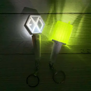 Kpop Mini otvárač horného svetla Svetlo stick Keyring EXO NCT Koncert Light Stick Rozsvieti Lampa Darček